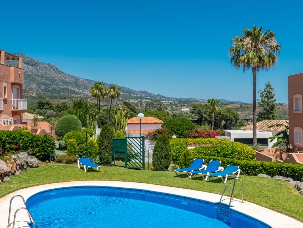 Townhouse for sale in Nueva Andalucía, Marbella