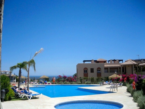 Apartment for sale in Riviera del Sol, Marbella