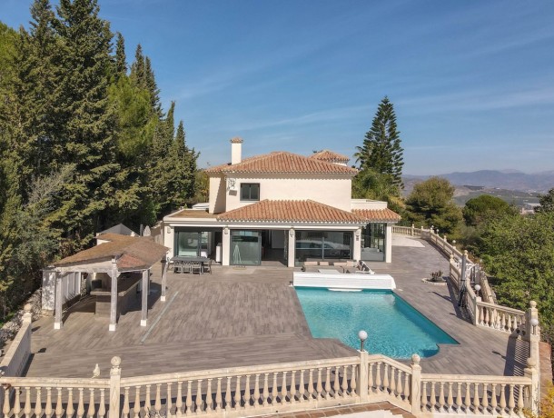Villa for sale in Alhaurín de la Torre, Marbella