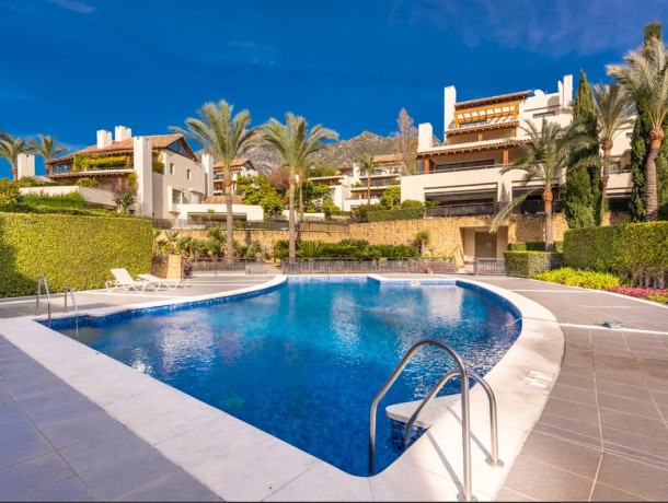 Apartment for sale in Sierra Blanca, Marbella