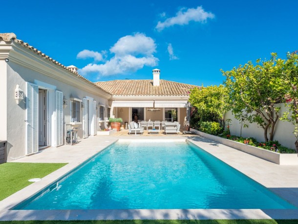 Villa for sale in Sotogrande, Marbella