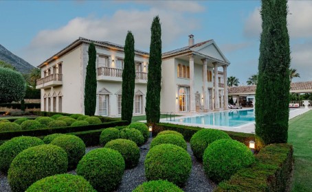 Villa for sale in , Sierra Blanca