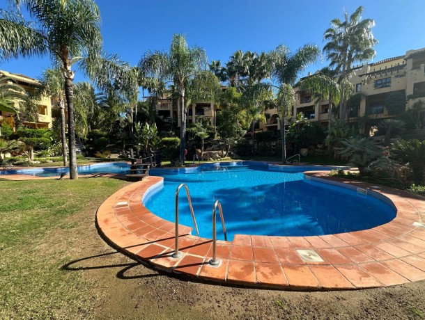 Apartment for sale in Estepona, Marbella