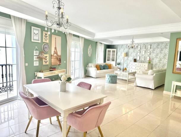 Villa for sale in Ojén, Marbella