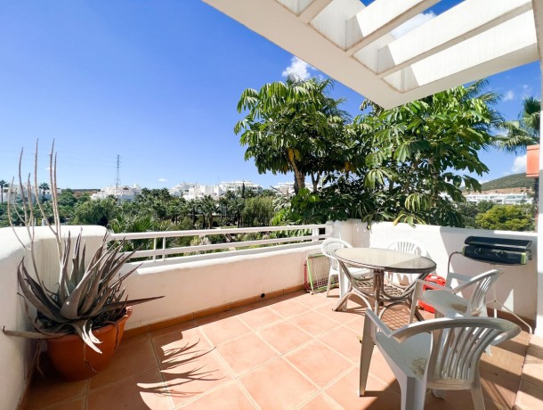 Apartment for sale in Casares, Marbella