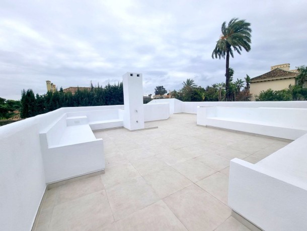 Villa for sale in Guadalmina Alta, Marbella