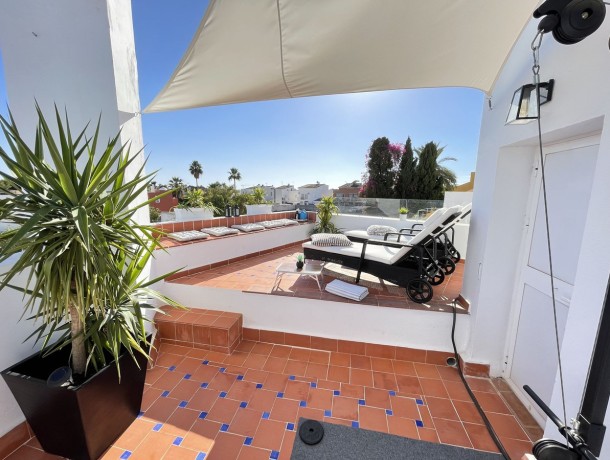 Townhouse for sale in Nueva Andalucía, Marbella