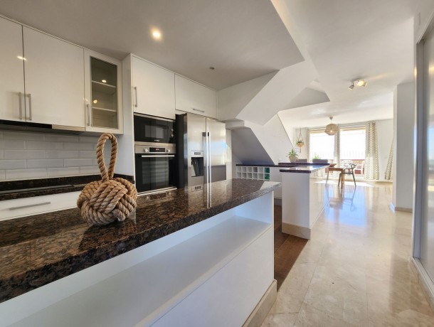 Apartment for sale in Estepona, Marbella