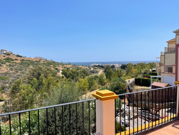 Apartment for sale in Casares, Marbella