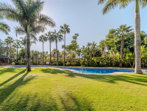 Apartment for sale in Puerto Banús, Marbella