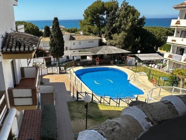 Apartment for sale in Calahonda, Marbella