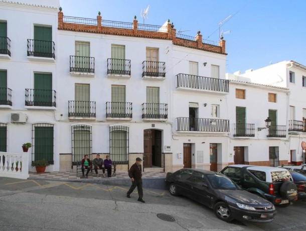 Commercial for sale in Tolox, Marbella
