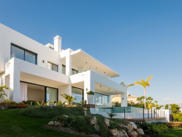 Villa for sale in Estepona, Marbella