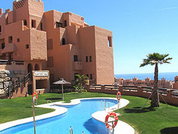 Apartment for sale in La Duquesa, Marbella