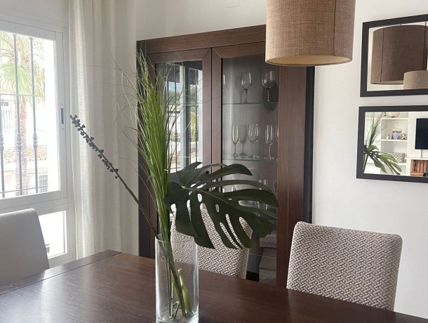 Apartment for sale in Nueva Andalucía, Marbella