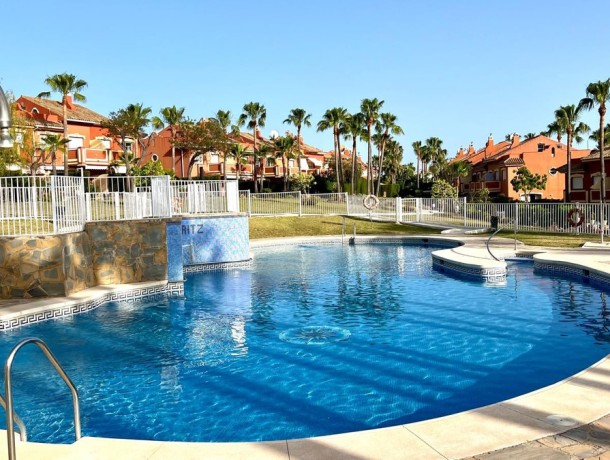 Villa for sale in Atalaya, Marbella