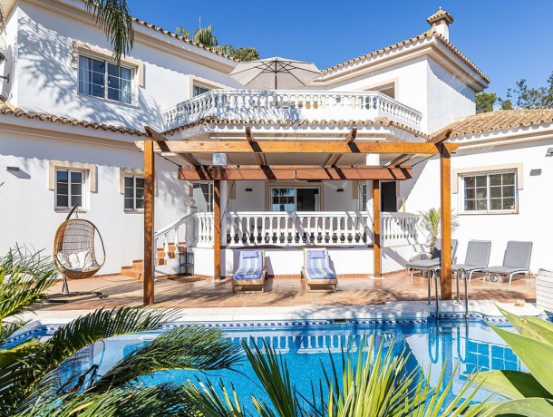 Villa for sale in Benalmadena, Marbella
