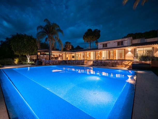 Villa for sale in Marbella, Marbella