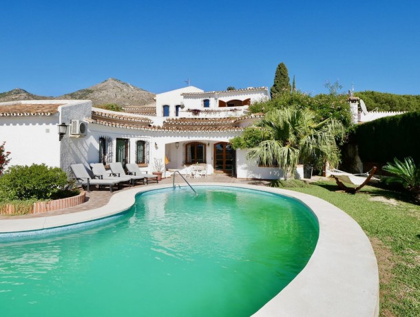 Villa for sale in Benalmadena, Marbella