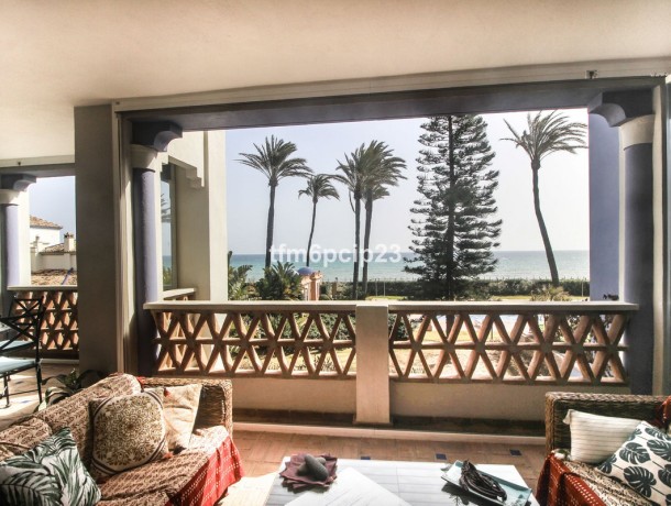 Apartment for sale in Casares Playa, Marbella