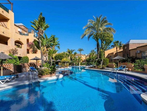 Apartment for sale in Riviera del Sol, Marbella