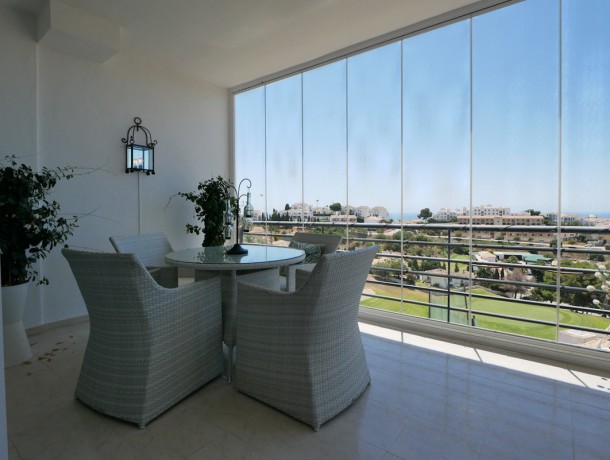 Apartment for sale in Miraflores, Marbella
