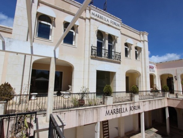 Commercial for sale in The Golden Mile, Marbella