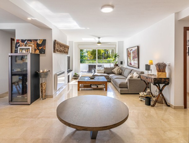 Apartment for sale in Guadalmina Baja, Marbella