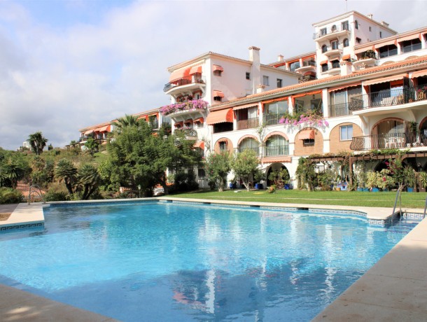 Apartment for sale in Cerrado de Calderón, Marbella