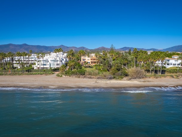 Villa for sale in Estepona, Marbella