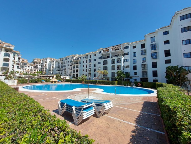 Apartment for sale in La Duquesa, Marbella