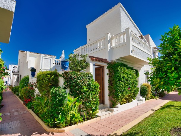Townhouse for sale in Estepona, Marbella