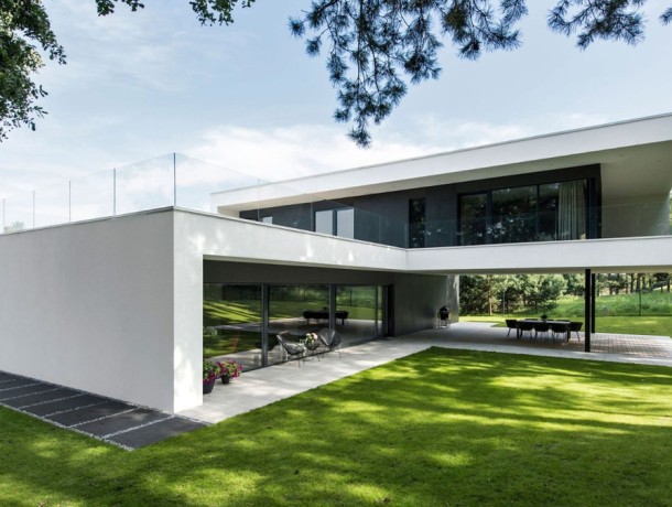 Villa for sale in Elviria, Marbella
