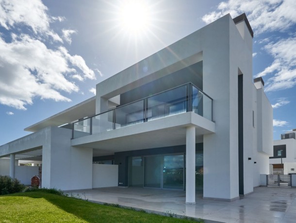 Villa for sale in San Pedro de Alcántara, Marbella