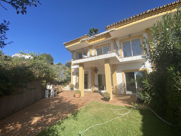 Townhouse for sale in Manilva, Marbella