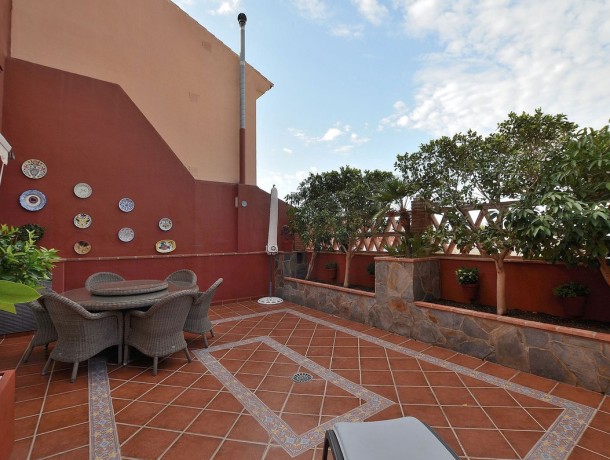 Townhouse for sale in Benalmadena, Marbella