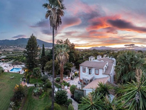 Commercial for sale in Alhaurín el Grande, Marbella