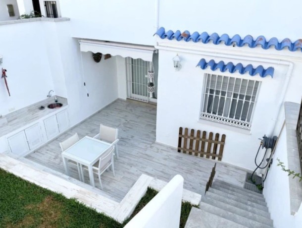 Townhouse for sale in Bel Air, Marbella