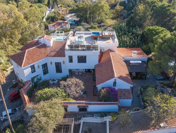 Villa for sale in Benalmadena, Marbella