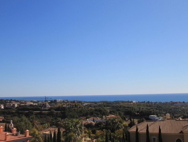 Plot for sale in New Golden Mile, Marbella