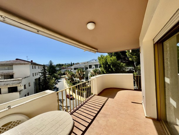 Apartment for sale in Nueva Andalucía, Marbella