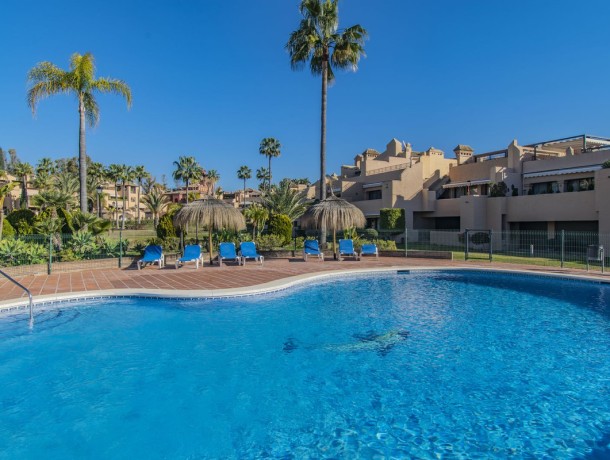 Apartment for sale in Atalaya, Marbella