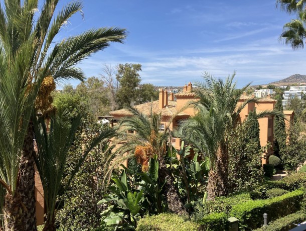 Apartment for sale in Estepona, Marbella