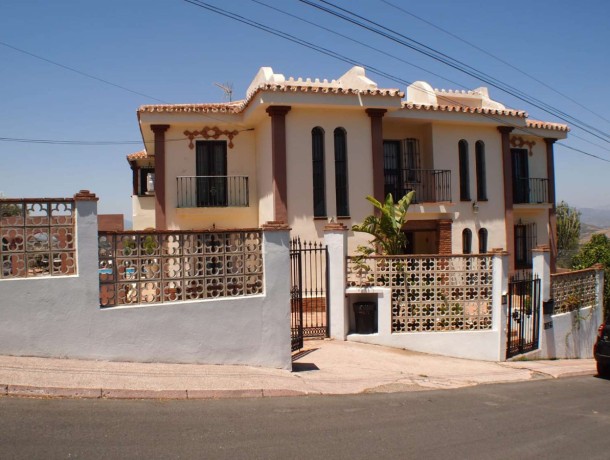 Villa for sale in Alhaurín de la Torre, Marbella