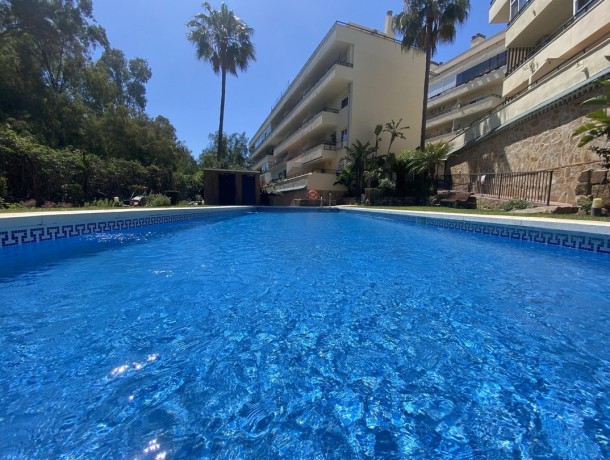Apartment for sale in Calahonda, Marbella