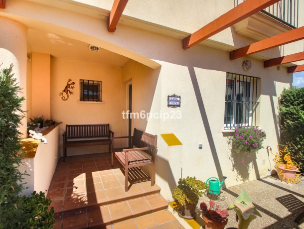 Villa for sale in La Duquesa, Marbella