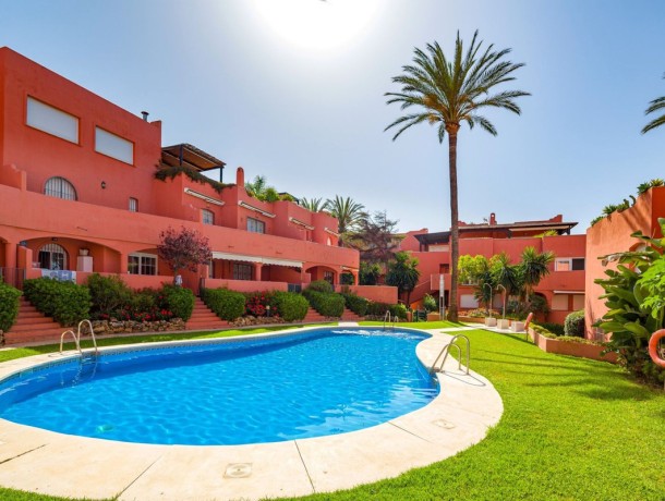 Apartment for sale in Las Chapas, Marbella