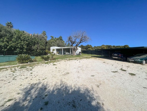 Plot for sale in Sierra Blanca, Marbella