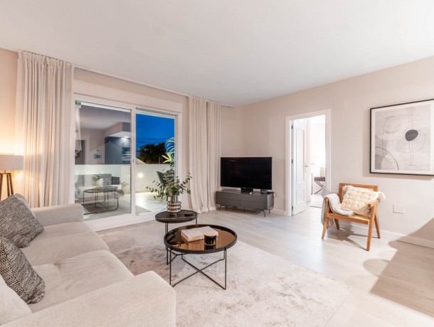 Apartment for sale in Nueva Andalucía, Marbella