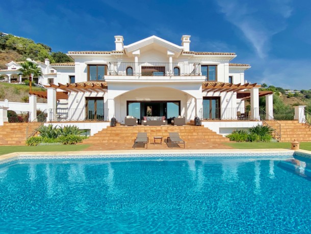 Villa for sale in Benahavís, Marbella